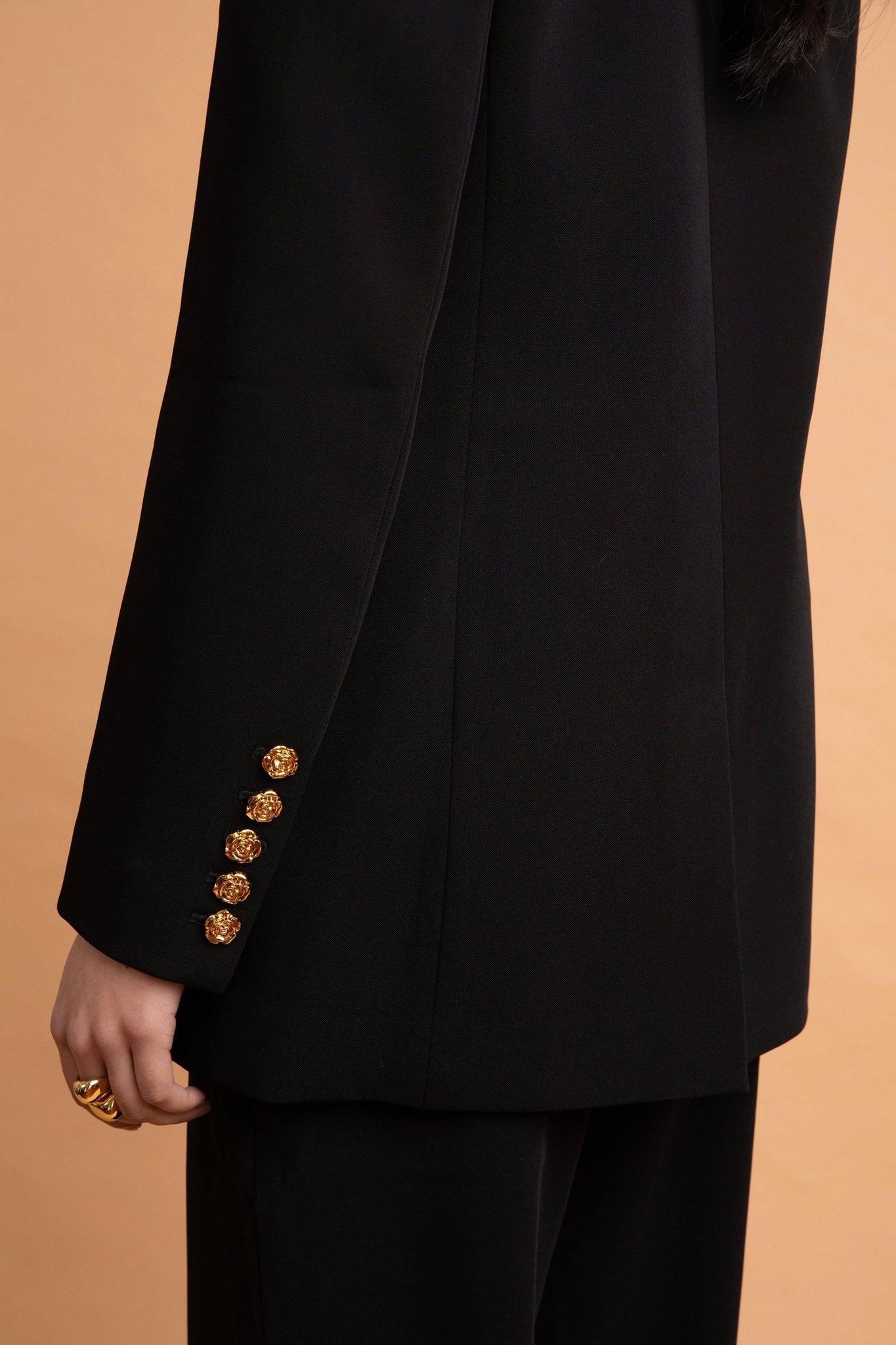 LeDoré Rosette Blazer Black - Sweepstake Winners™
